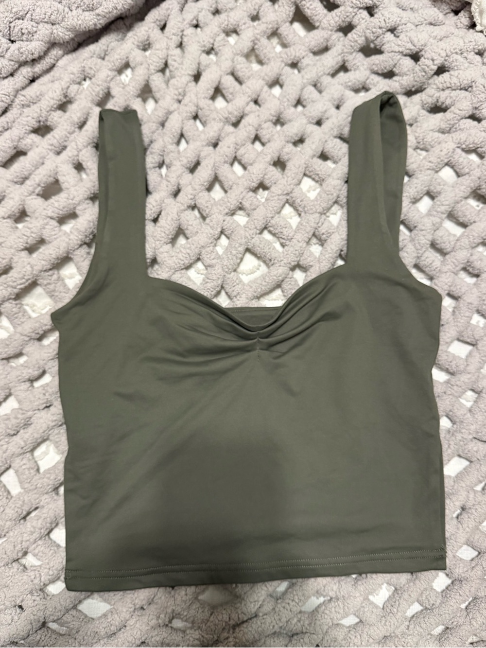 Amazon Olive Green Scoop-Neck Crop Tank Top